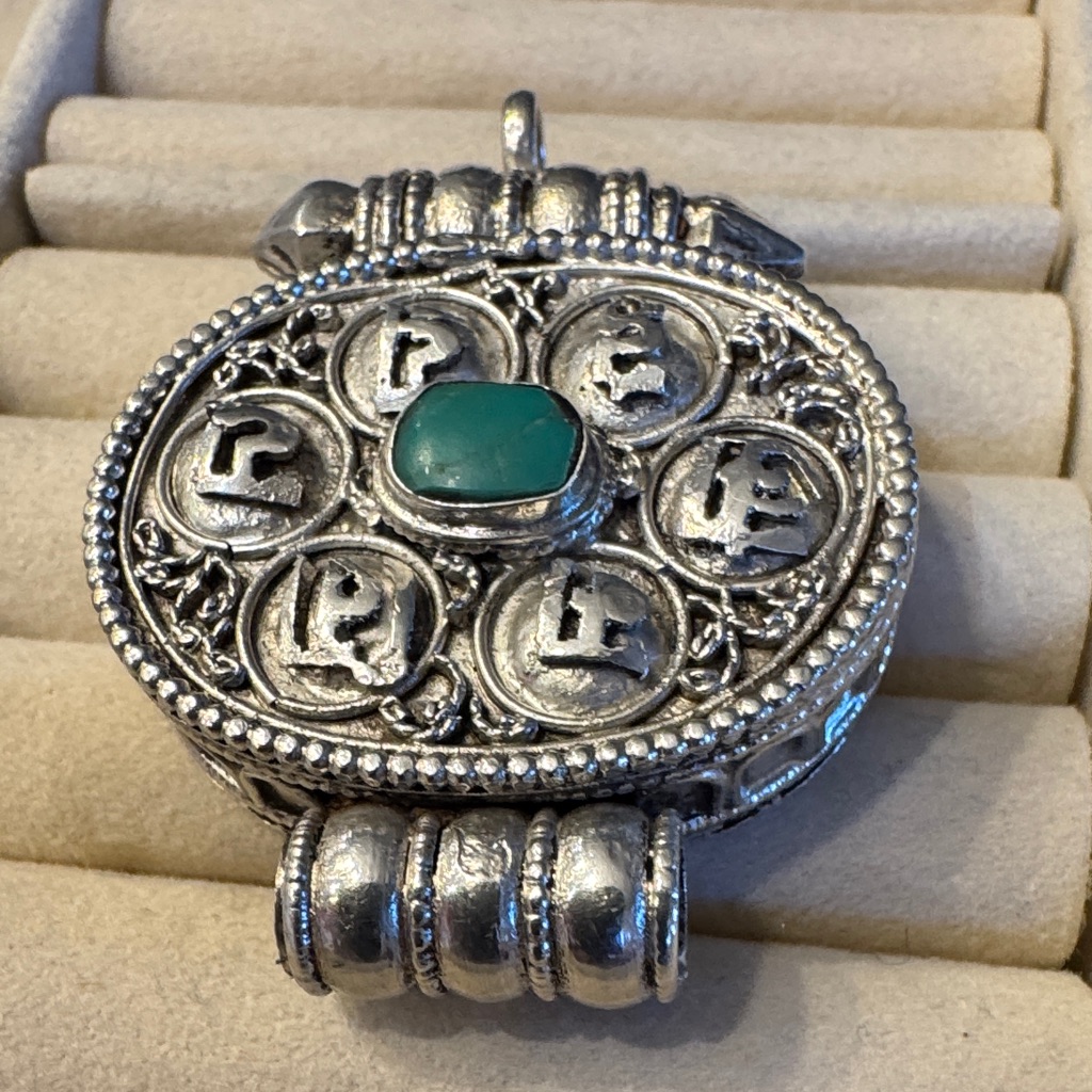 Om Mani Padmi Hum Nepali Ghau Pendant